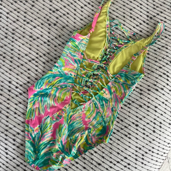 Lilly Pulitzer Swimsuit - Picture 11 of 16